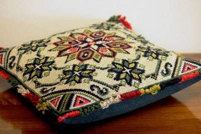 画像1: 北欧刺繍クッション　/スコーネｓ26